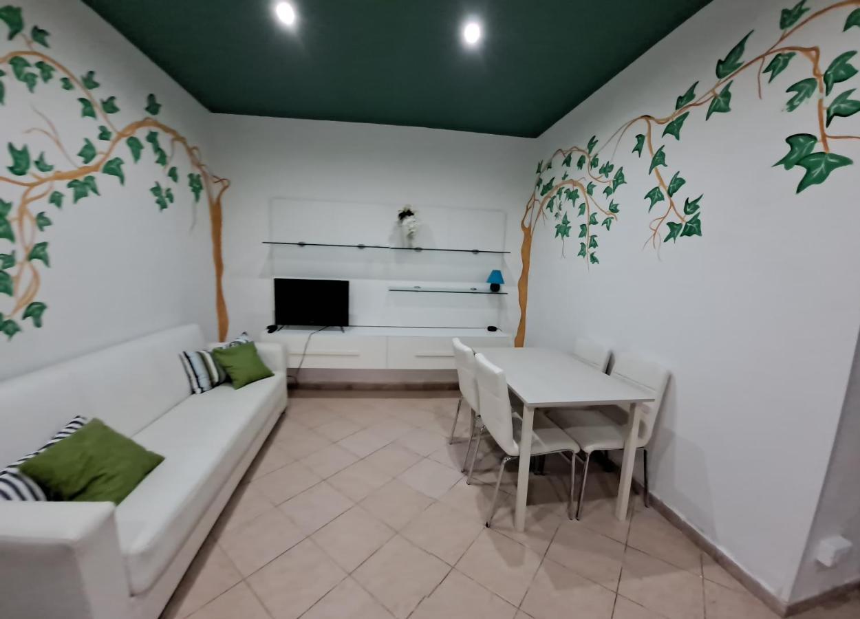 Casa Vacanze Anticaglie Punta Secca Luaran gambar